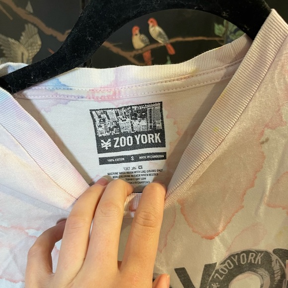 Cool Tshirts & sweaters - Picture 4 of 12